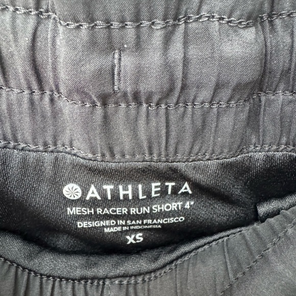 Athleta Mesh Racer Run Short 4” - Picture 5 of 5